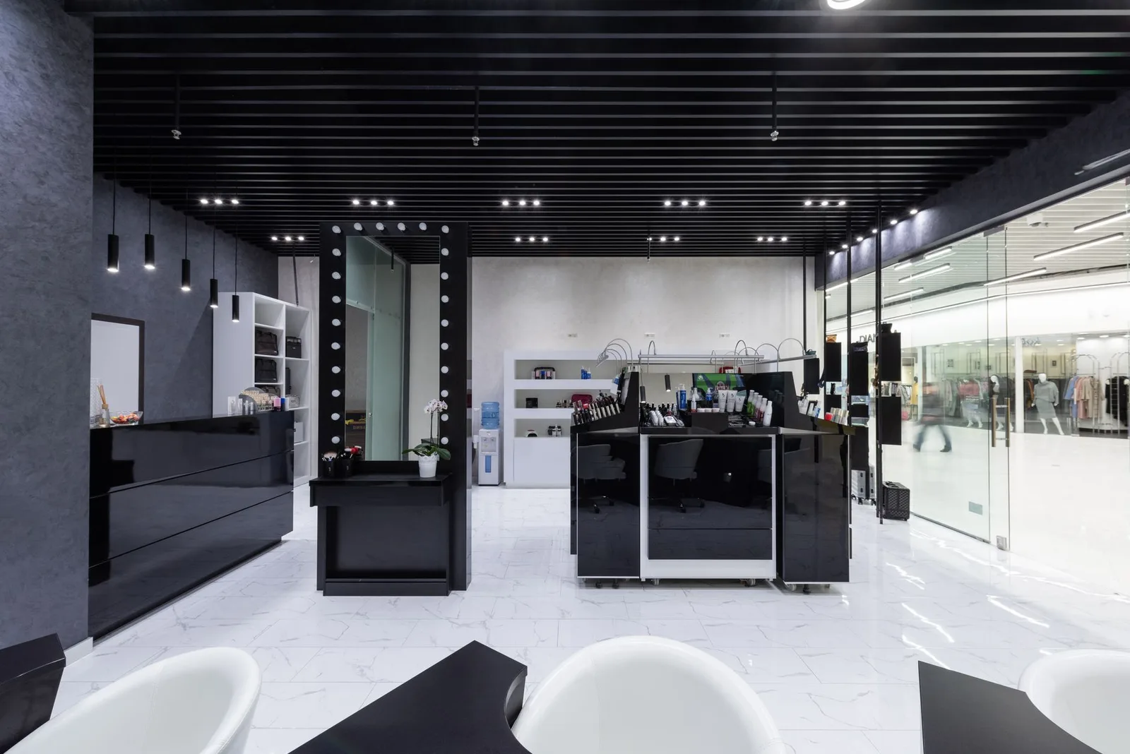 BOLLYWOOD MAKEUP STUDIO, Gwalior