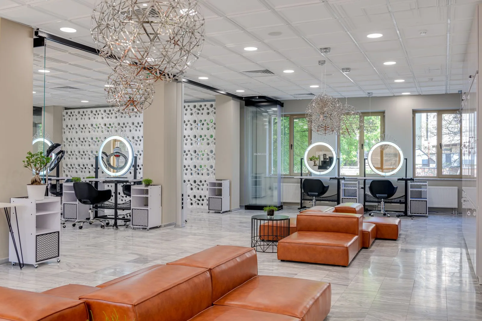 Everglow Makeup Studio (By Anjali Arora), Meerut